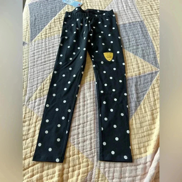 Disney Princess shirt with Cat and Jack Black leggings with white Polk a dots - Picture 5 of 6